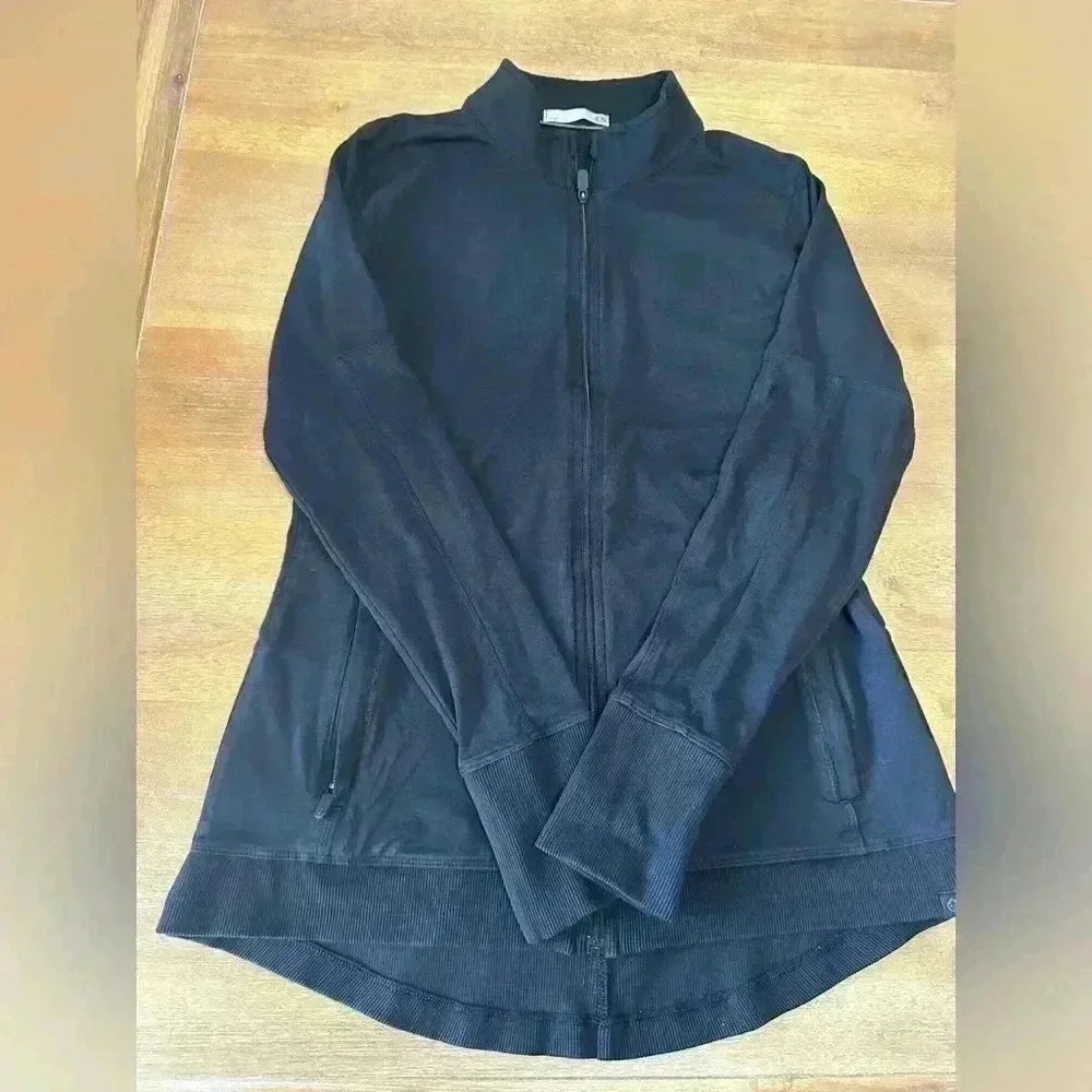 Tasc Zip Up